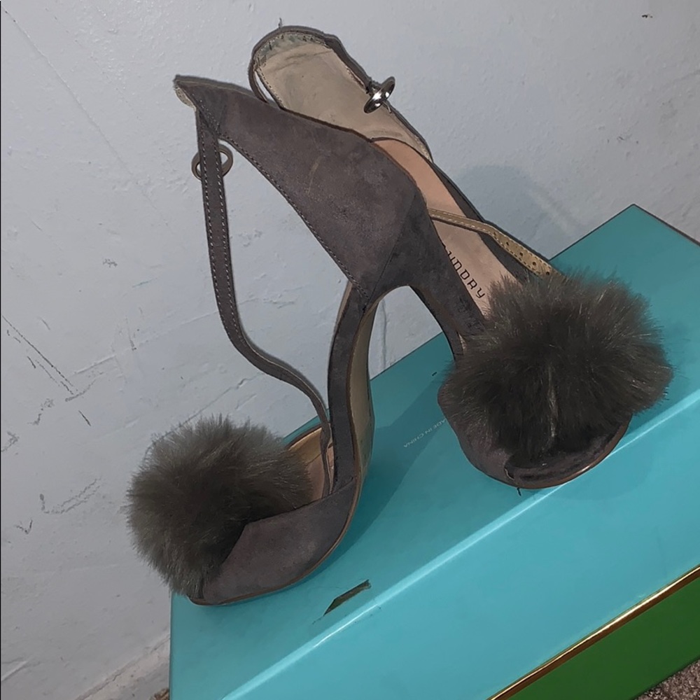 Shoes - Picture 2 of 3